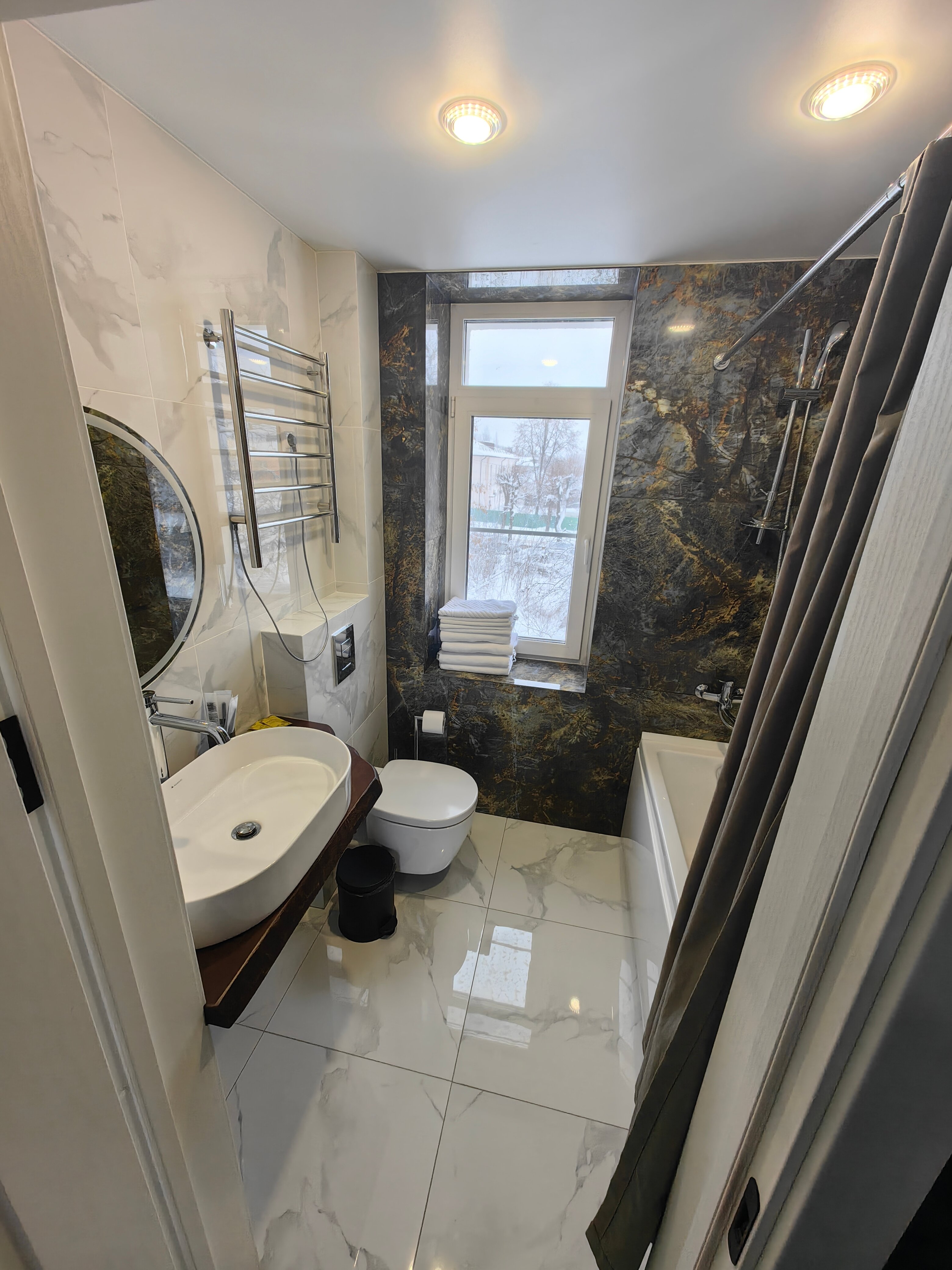 Четырехместный номер с ванной