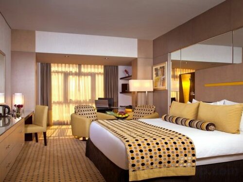 Executive Room в Time Grand Plaza Hotel