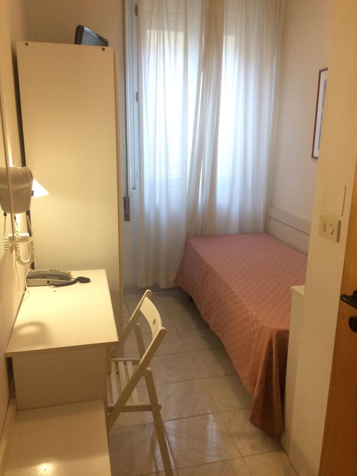 Economy Single Room