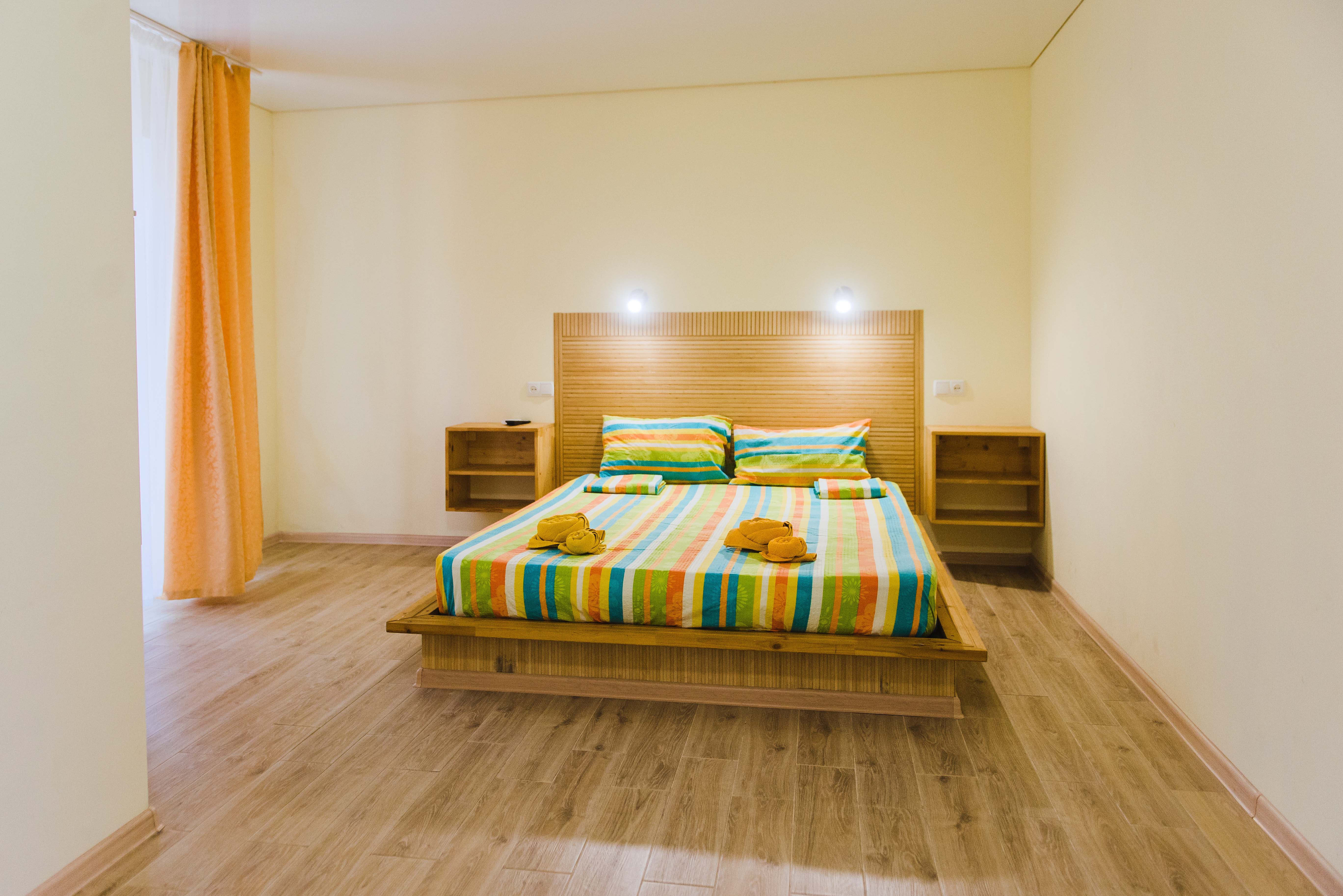 Семейный двухкомнатный с кухней "Галерея"