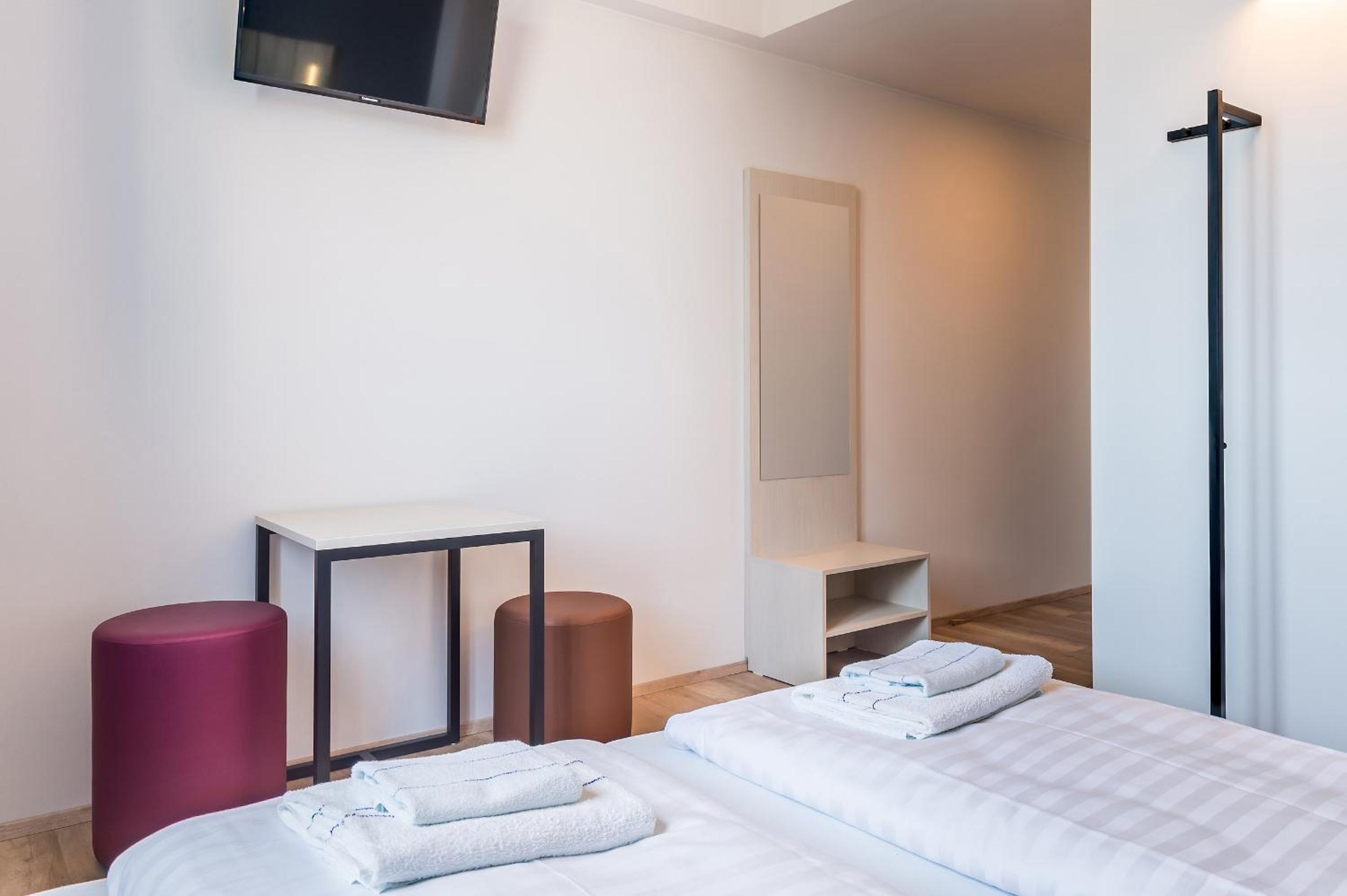 Twin room for Single use