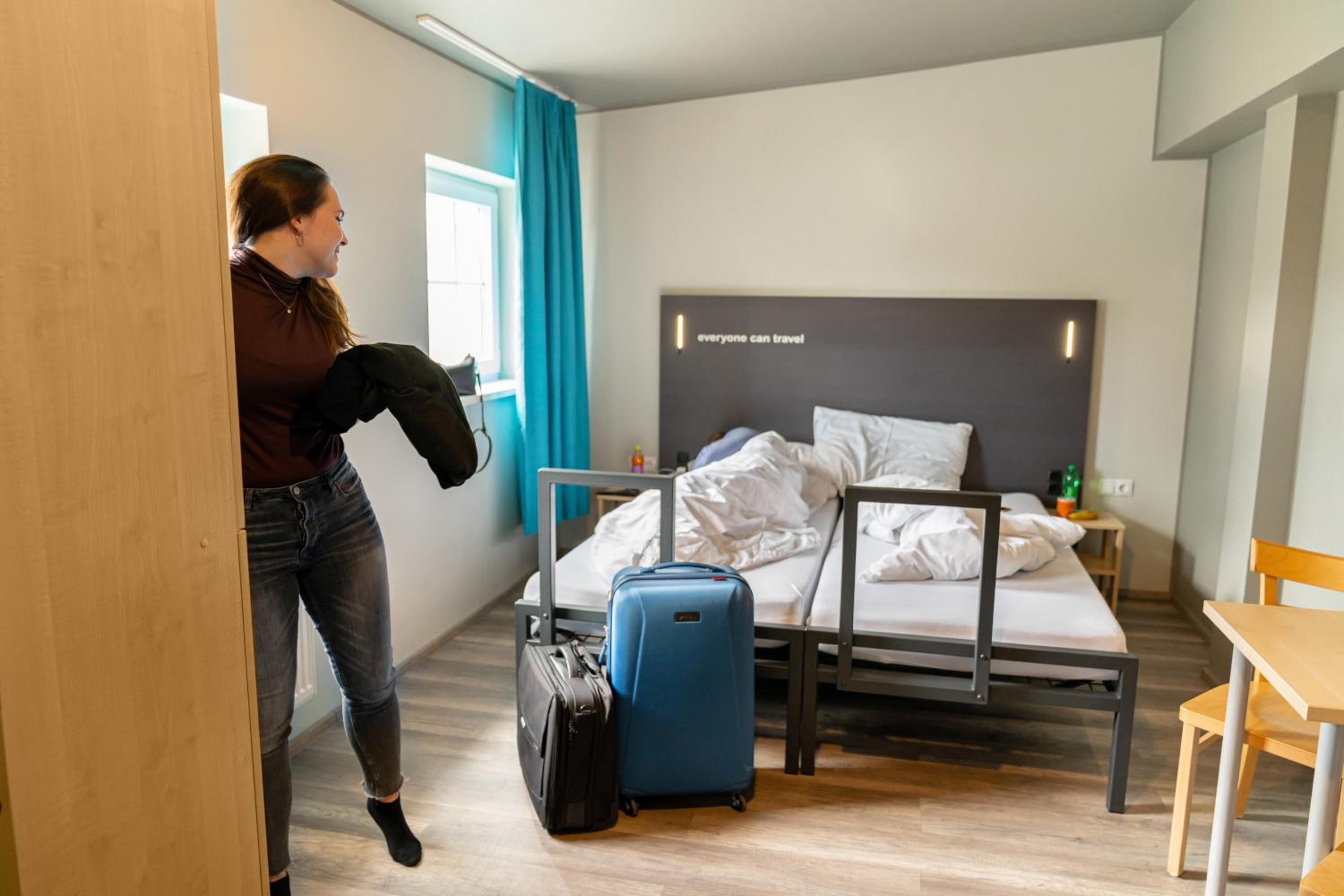 Twin room for Single use