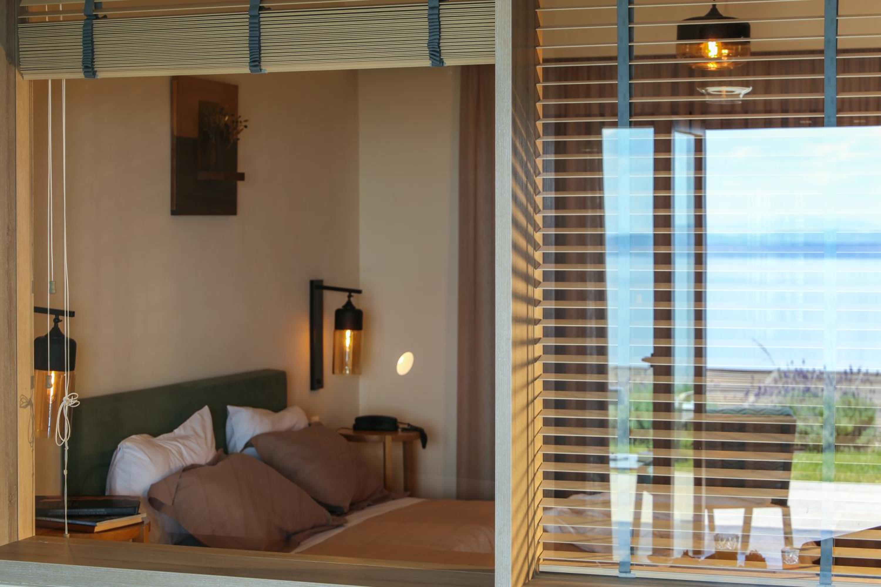 Deluxe Suite with Sea View