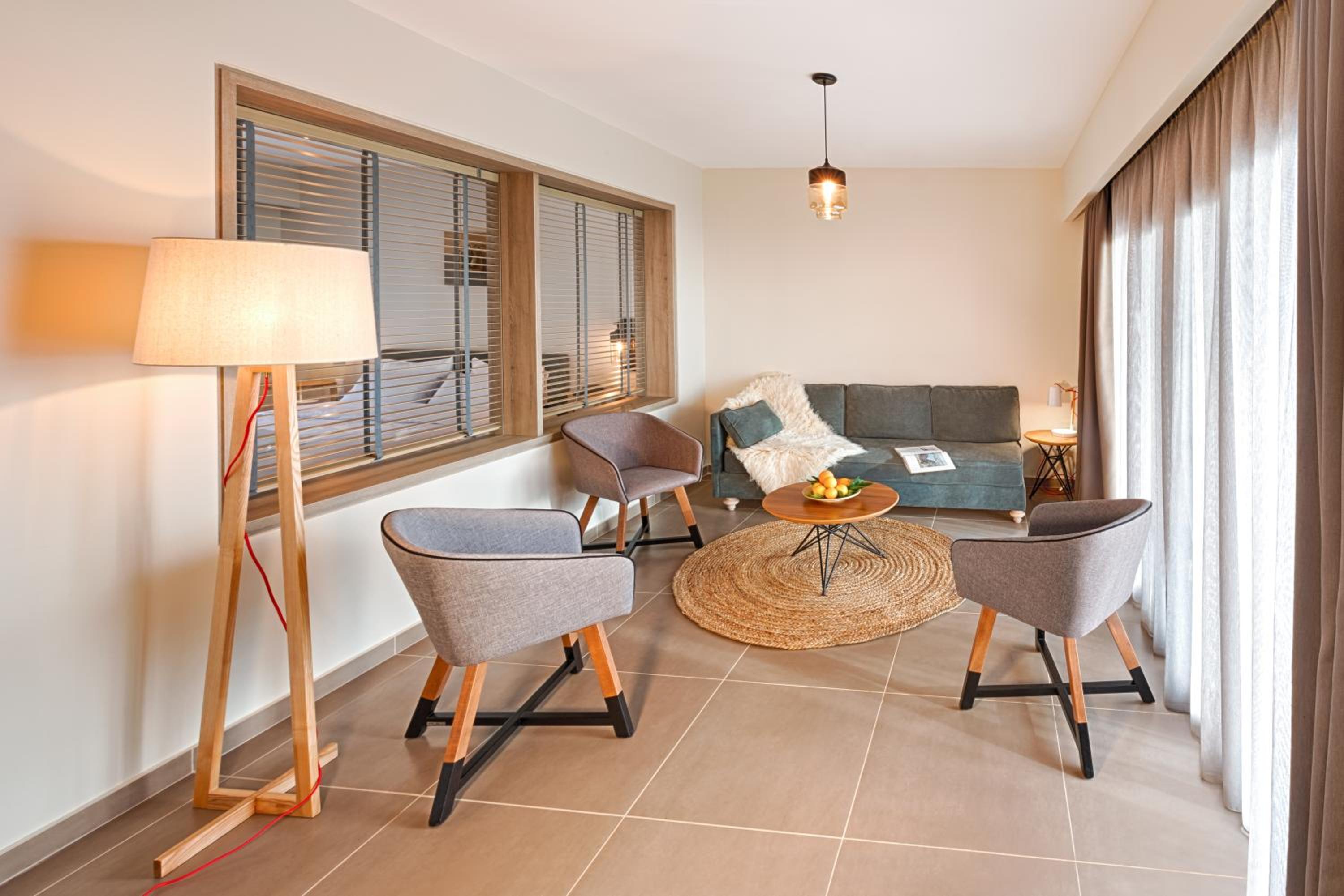 Deluxe Suite with Sea View