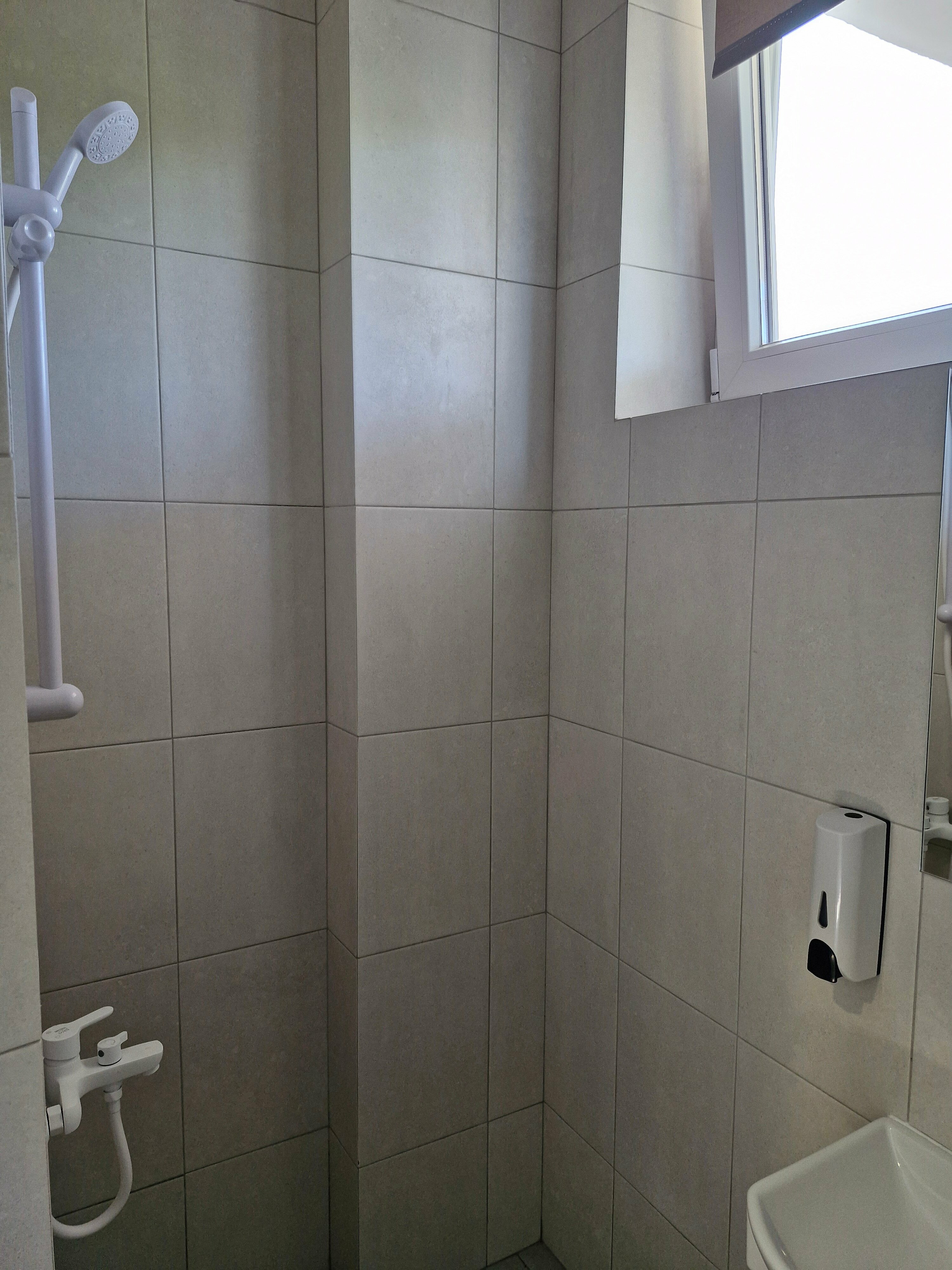 Улучшенный трехместный номер