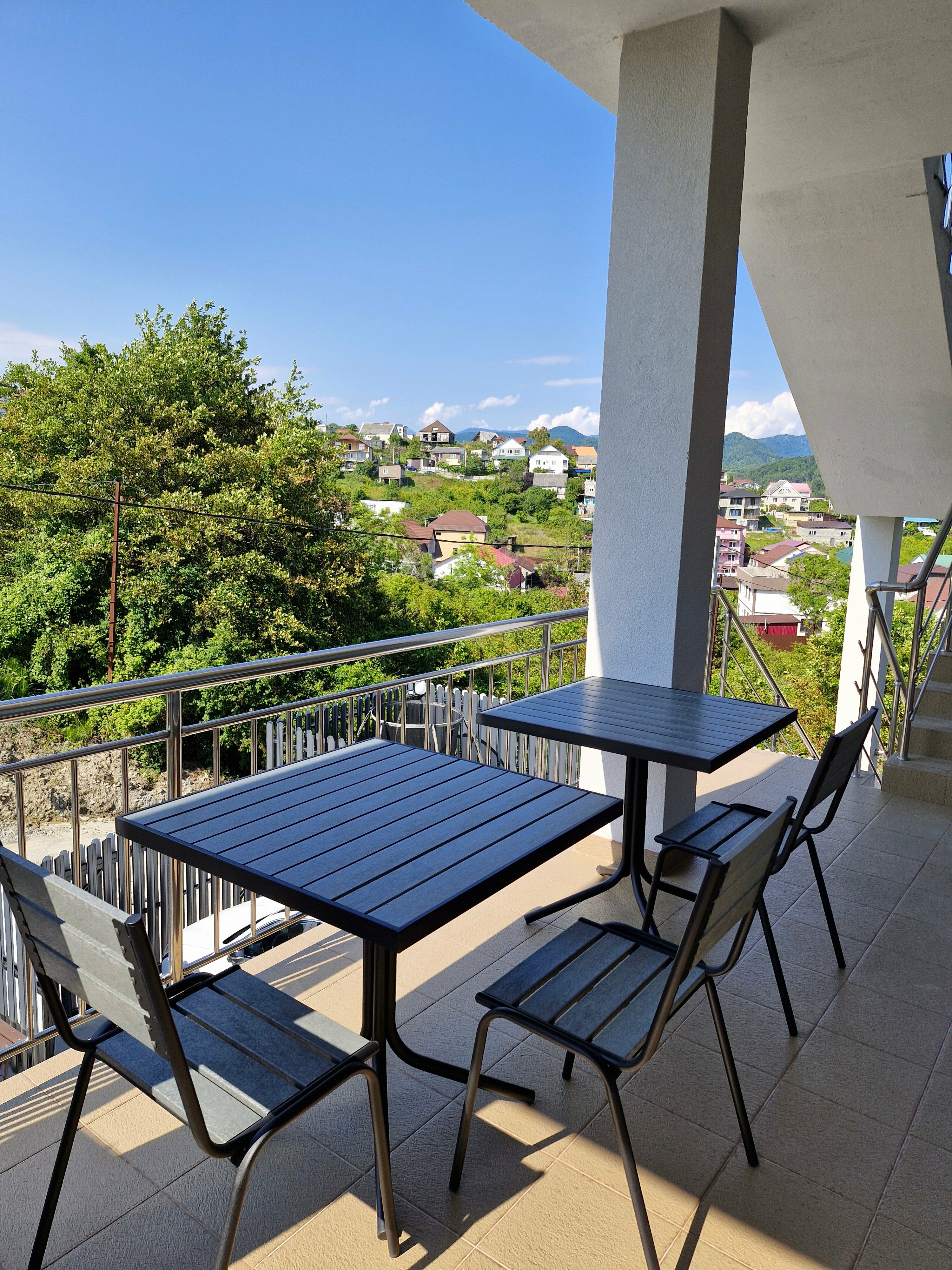 Улучшенный трехместный номер