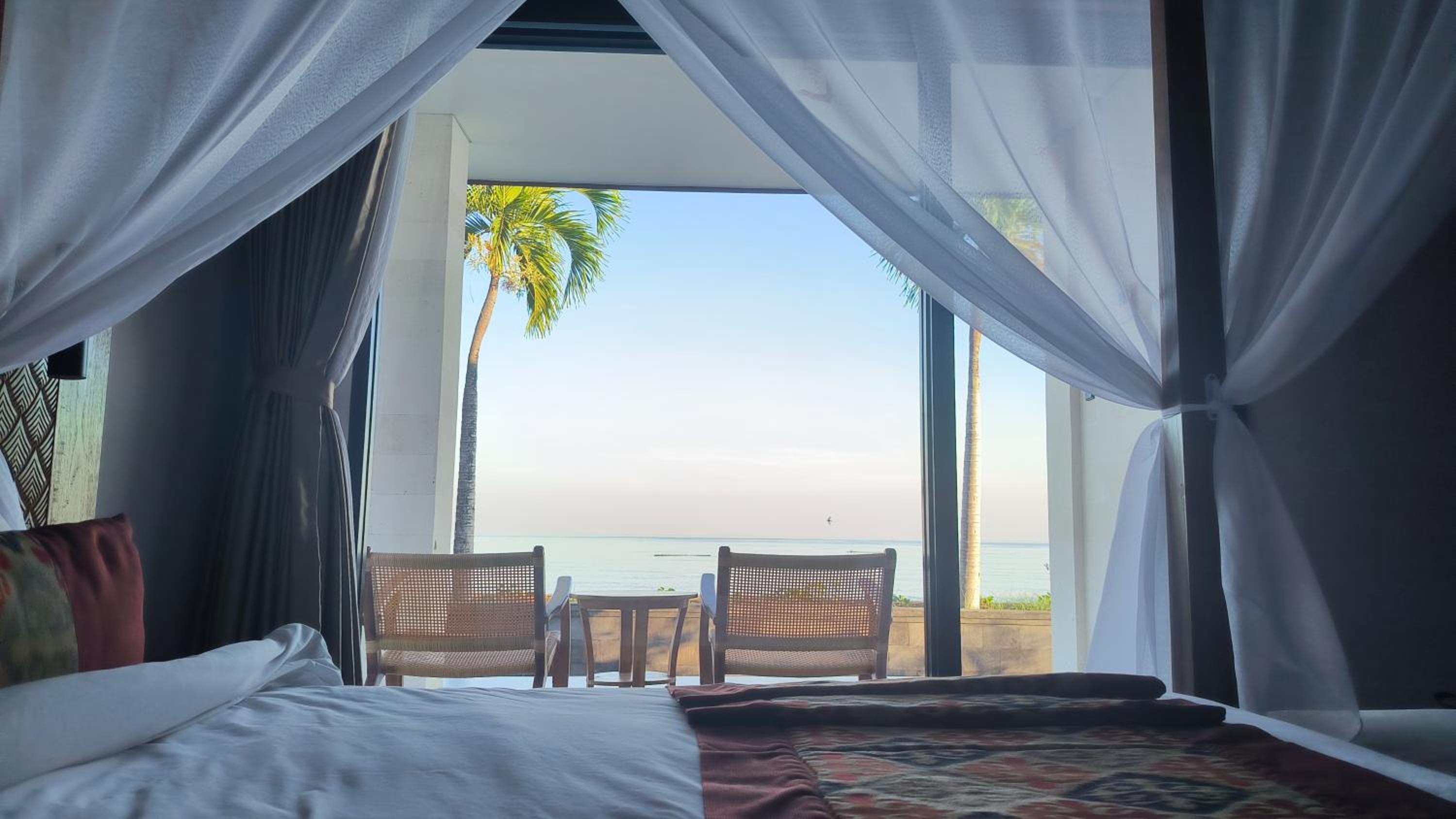 Executive Villa - Beach Access