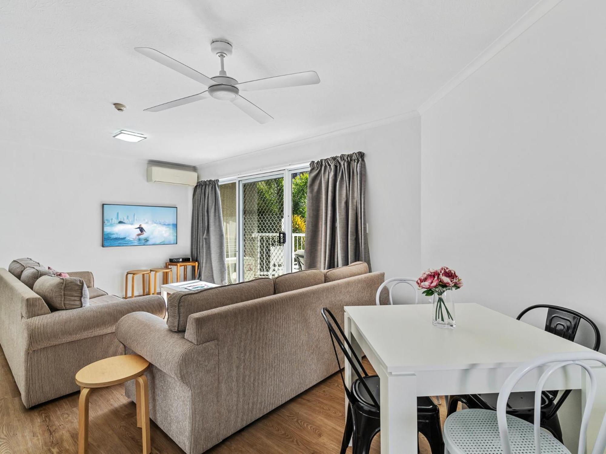 Three-Bedroom Apartment with Balcony