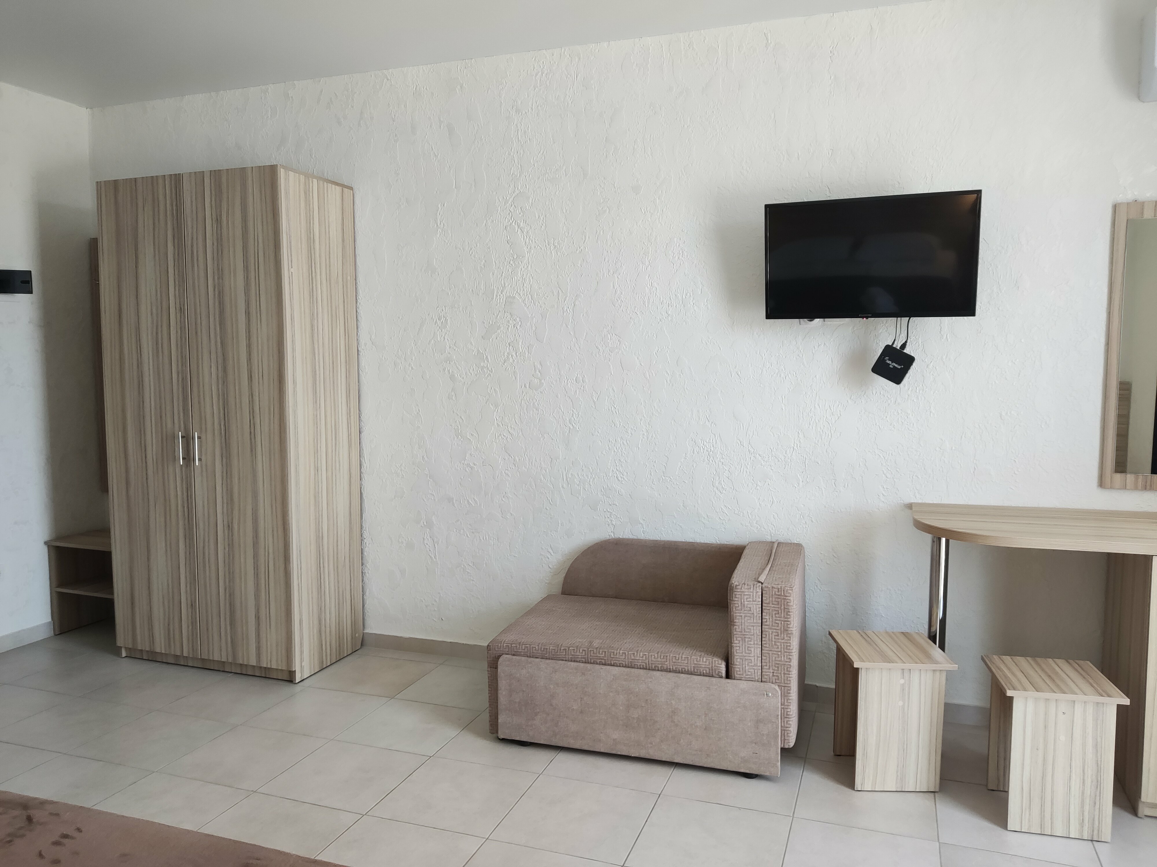 Трехместный номер с балконом