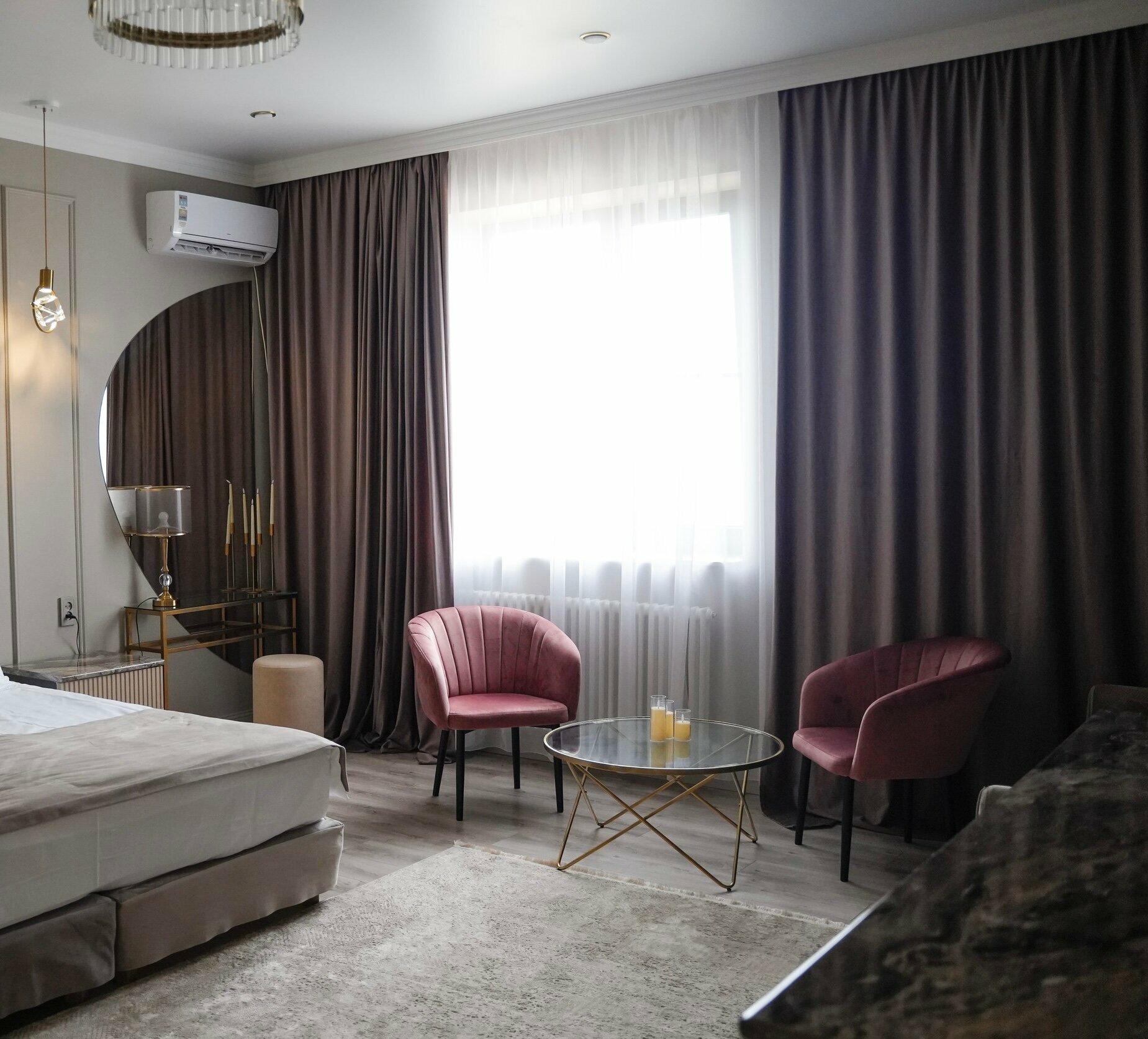 Улучшенный двухместный номер Делюкс с 1 кроватью или 2 отдельными кроватями