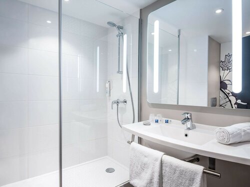 Семейный номер, Несколько кроватей в Ibis budget Nice Californie Lenval