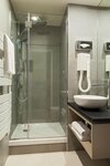 Двухместный номер «Комфорт» с 1 двуспальной кроватью в Timhotel Opera Madeleine