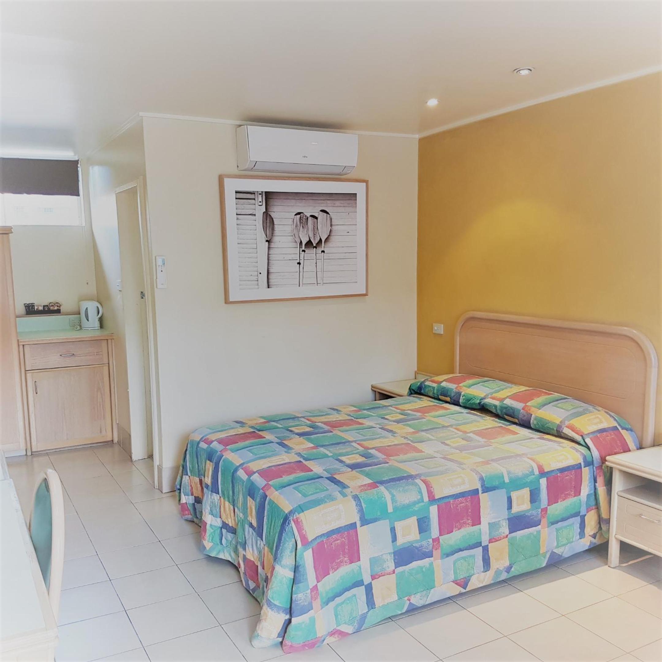 Executive Queen Deluxe