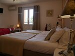 Трехместный номер в H& xF4; tel les Ambres