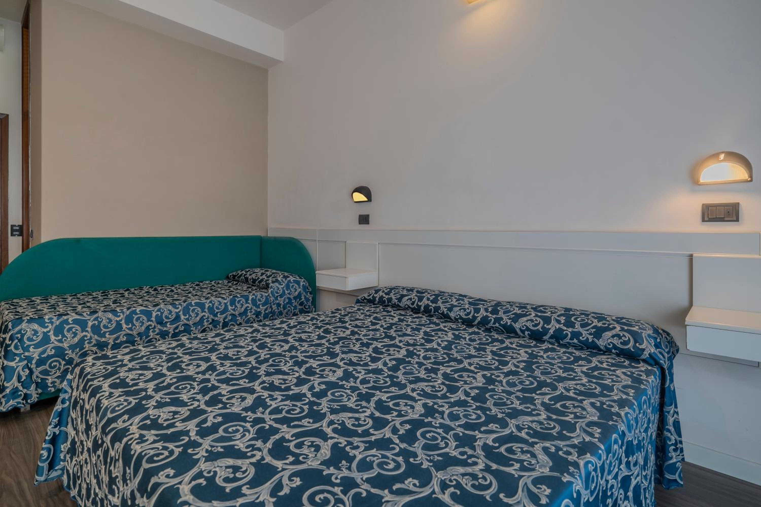 Family Room with Side Sea View