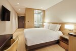 Двухместный номер «Делюкс» с 1 двуспальной кроватью, вид на озеро (Pool access not included) в Skybay Hotel Gyeongpo