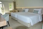 Deluxe Room With Pool View в Reef Oasis Beach