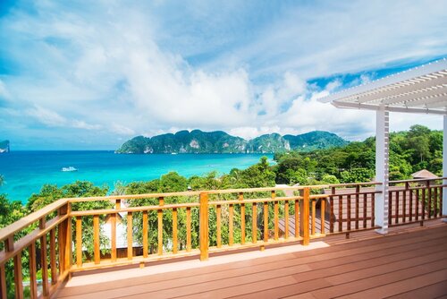 Superior with Partial Sea View Villa, Free Mini bar, Free Transfer to Tonsai Pier в Phi Phi The Beach Resort
