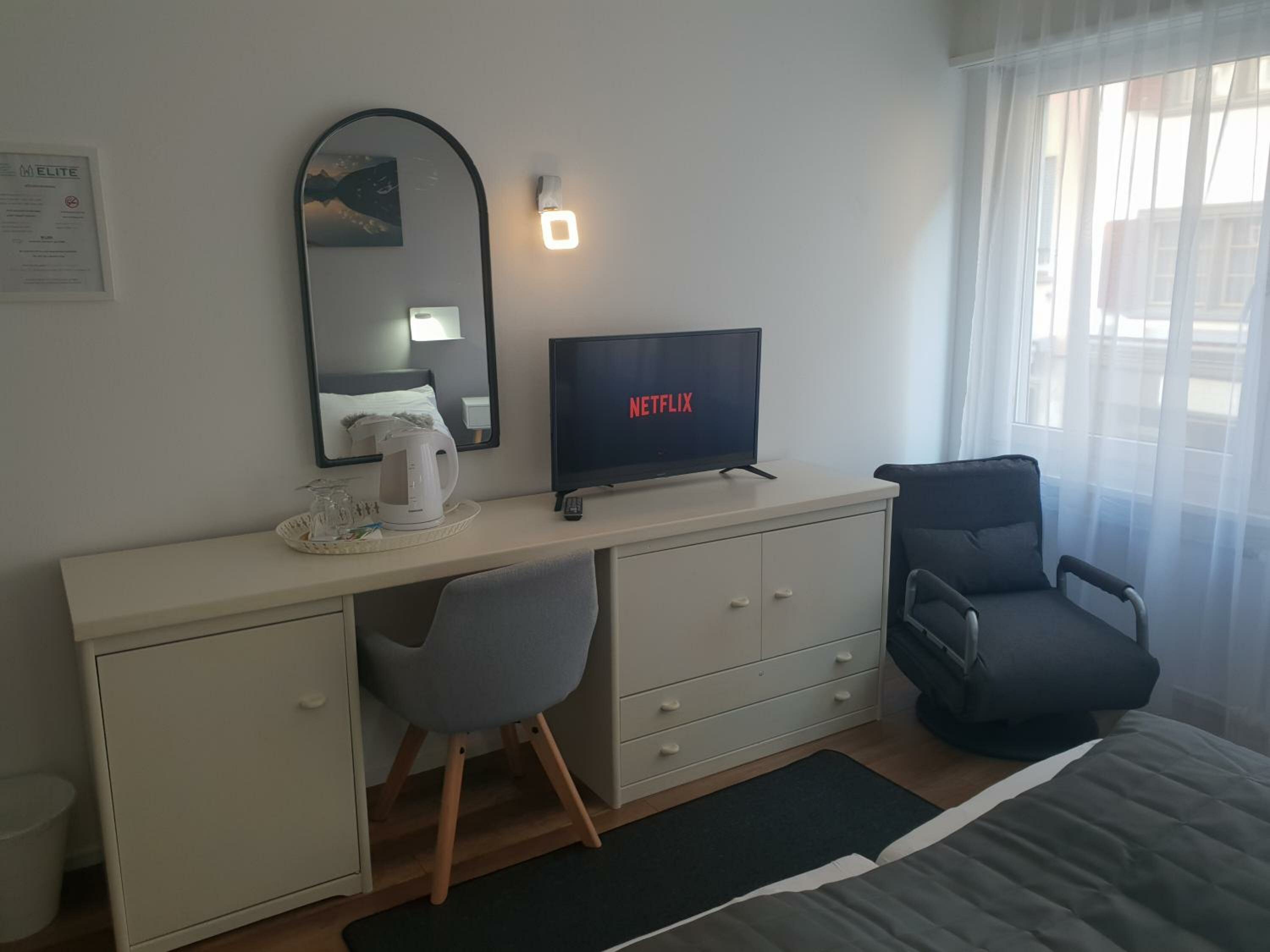Deluxe Double or Twin Room