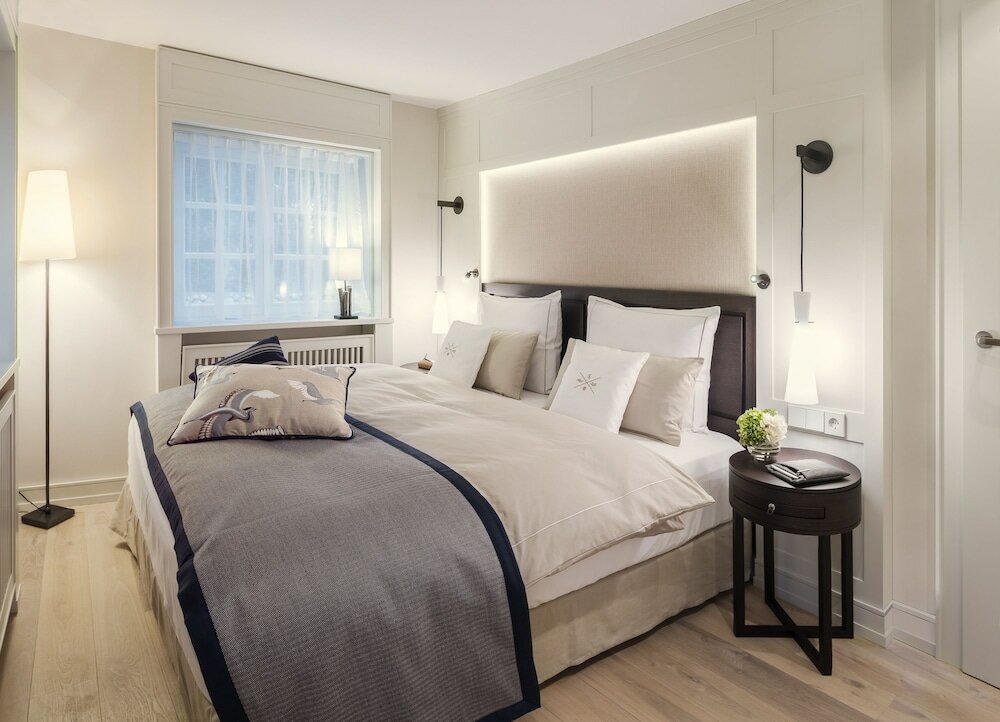 Suite, Multiple Beds