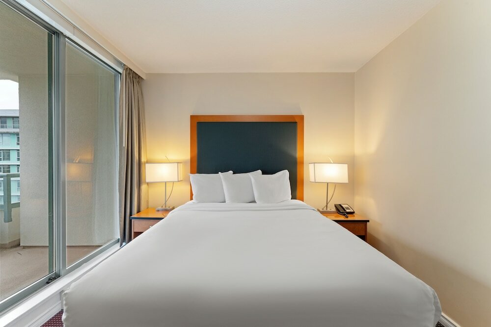 2 Bedrooms Suites