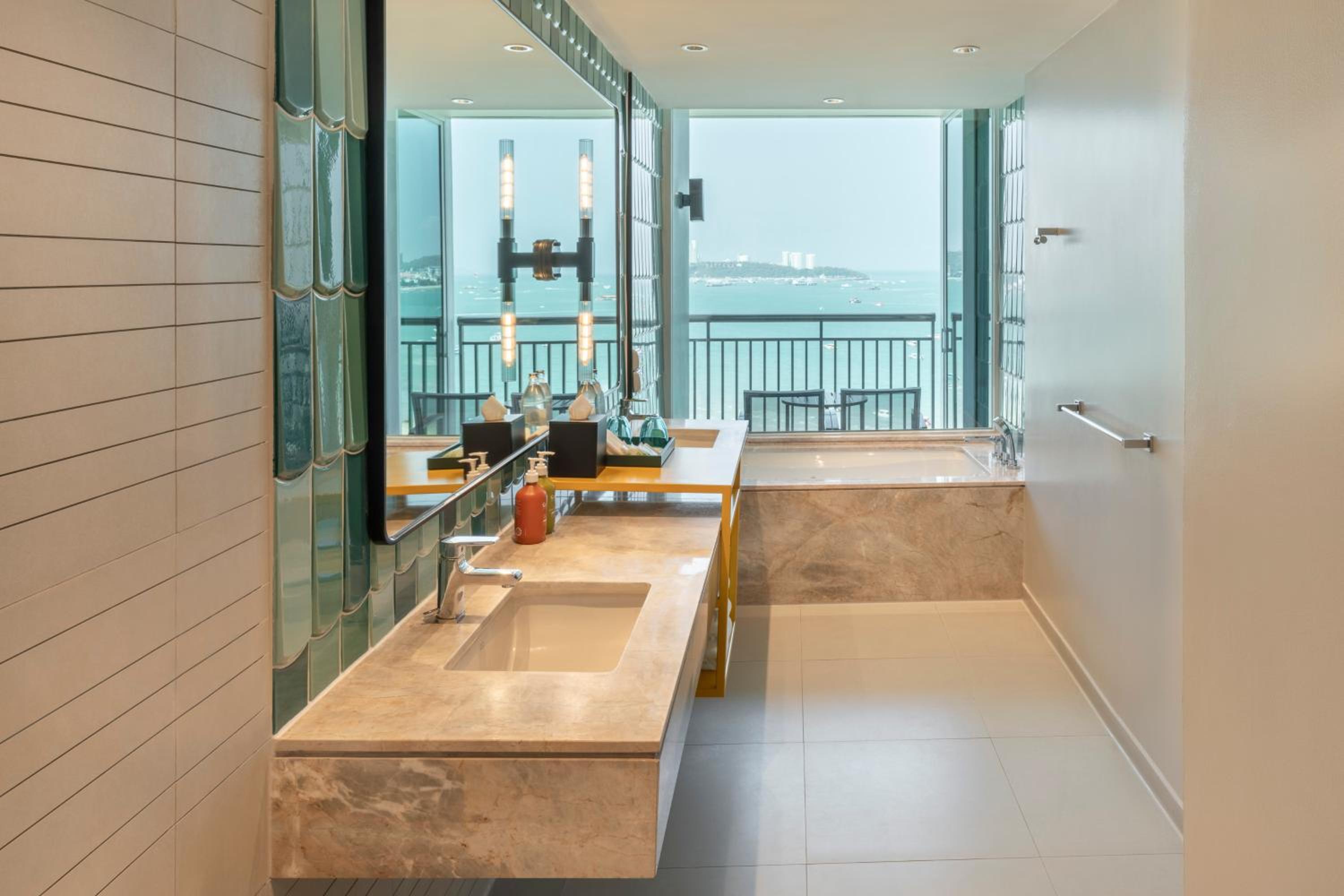 Premium Twin Room with Beach View