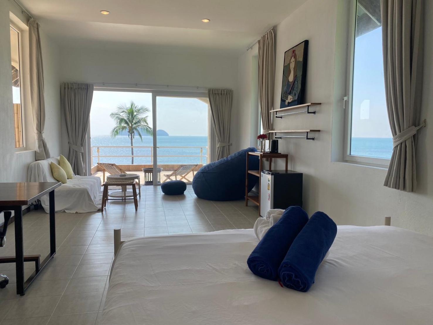 Junior Suite with Ocean View