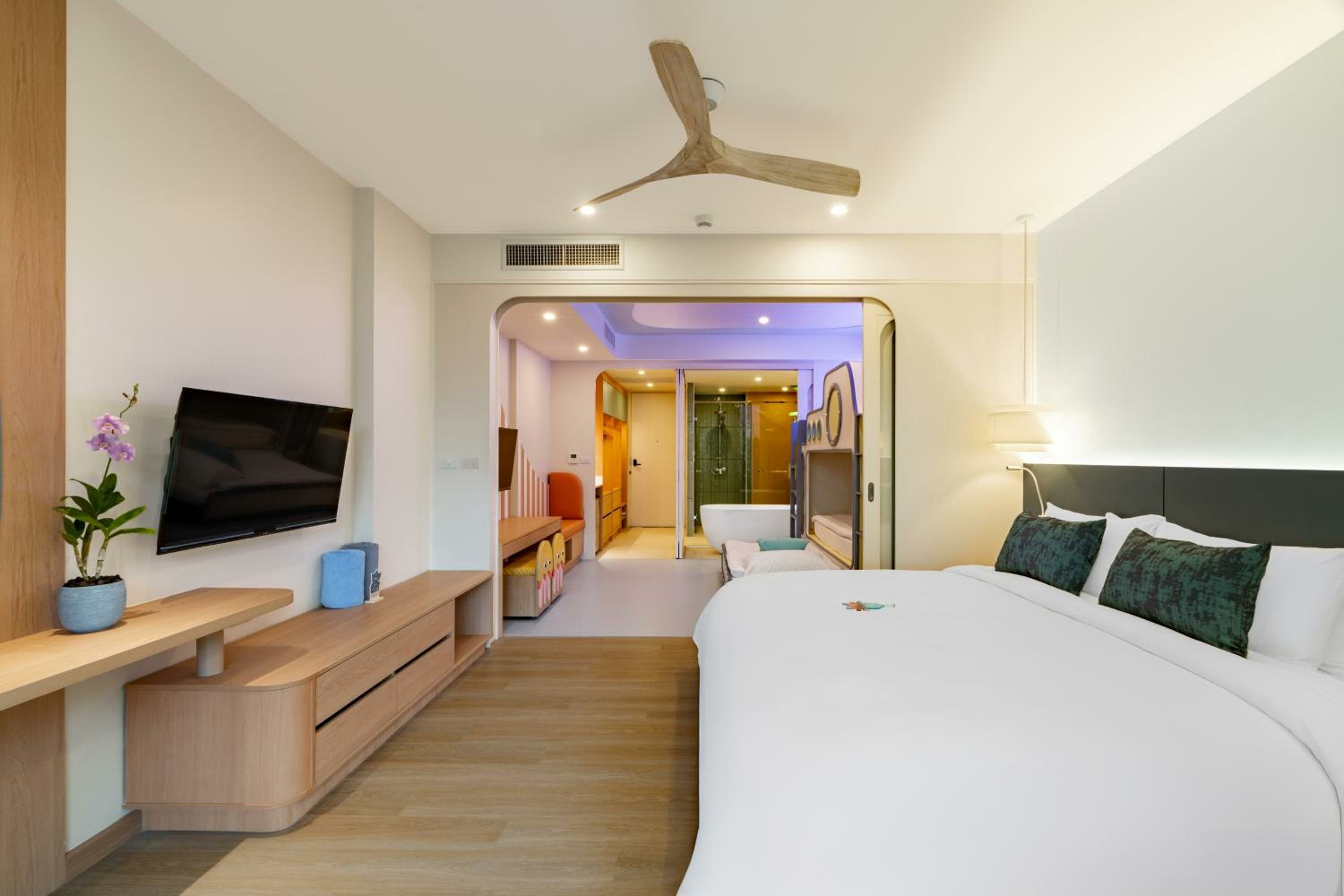 Pool Access Family (Vhari Wing)