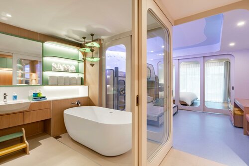 Pool Access Family (Vhari Wing) в Katathani Phuket Beach Resort