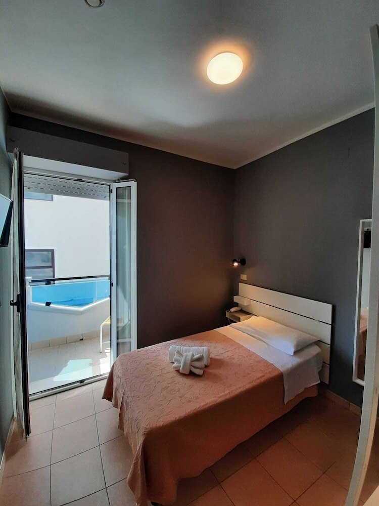 Economy Single Room, Balcony