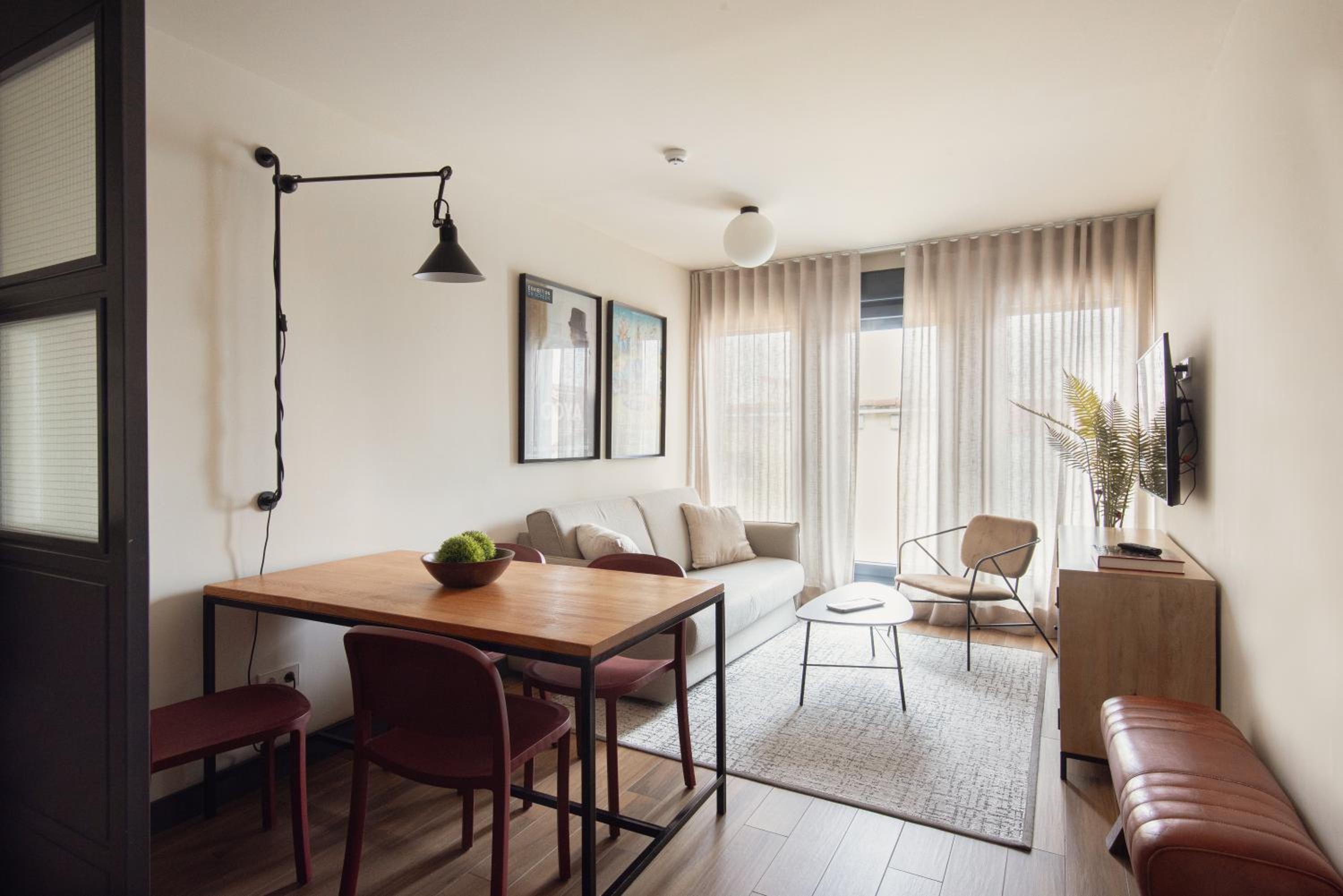 One-Bedroom Apartment