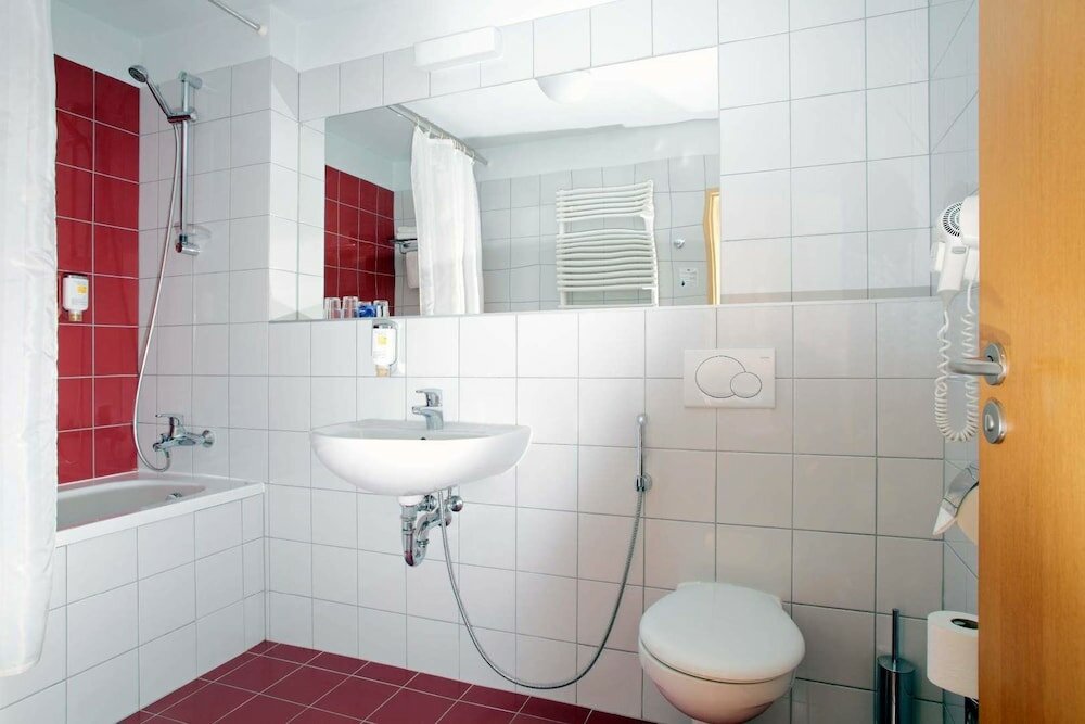 Basic Double Room