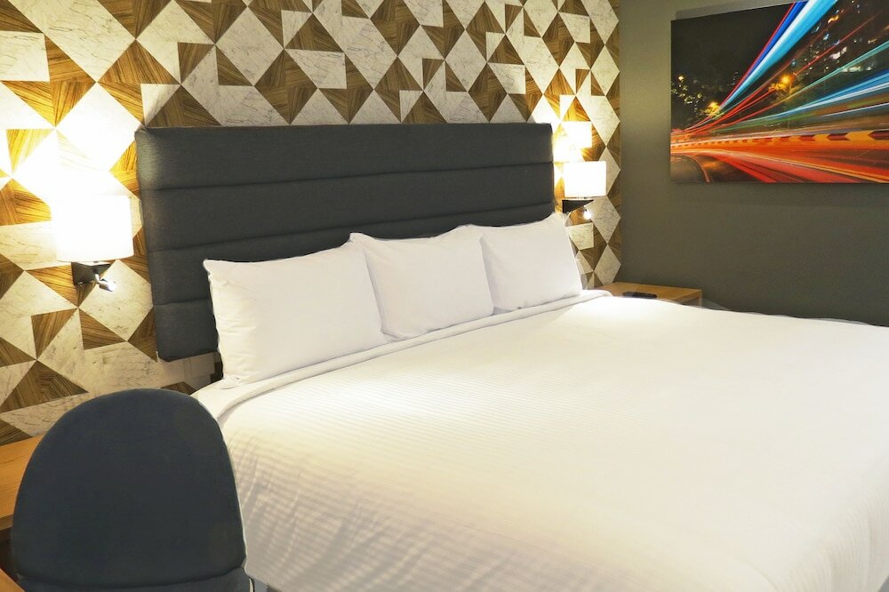 Executive Room, 1 King Bed