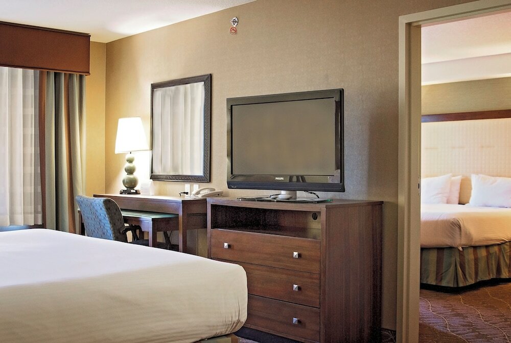 Suite, Multiple Beds