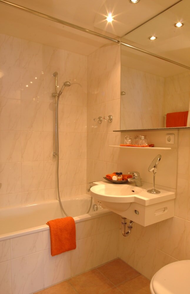 Small triple room