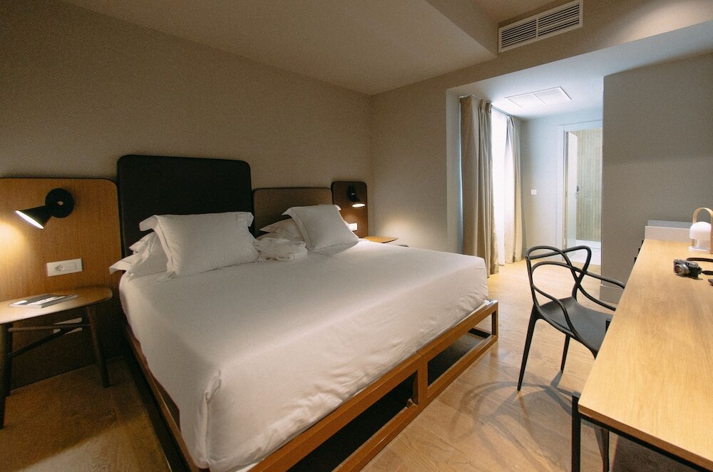 Standard Room, Courtyard View