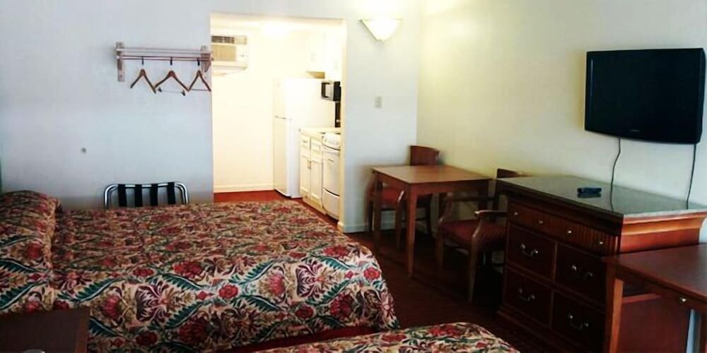 Room, 2 Queen Beds