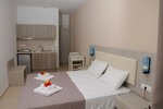Улучшенная студия (Side Pool View) в Mastorakis Hotel And Studios
