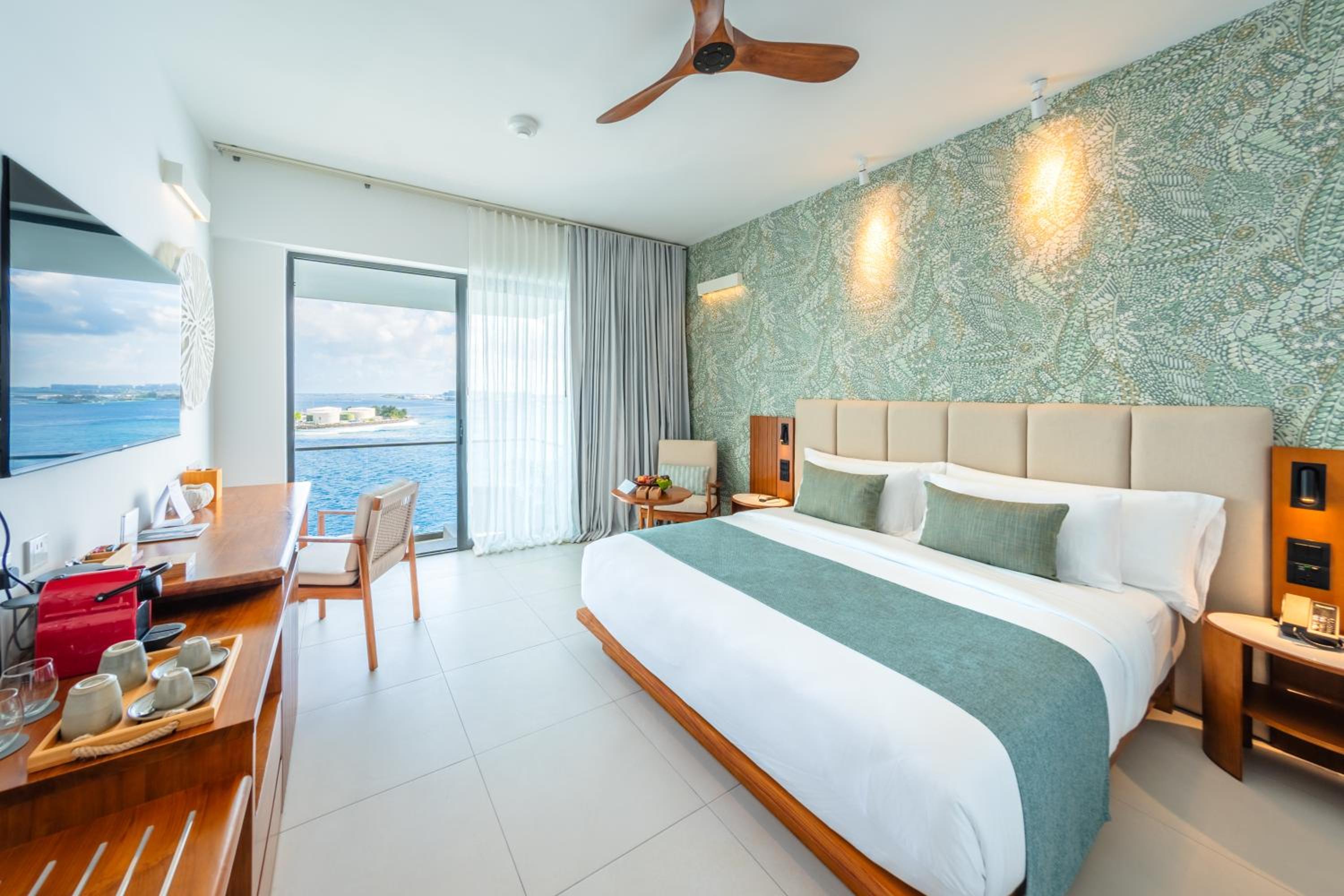 Interconnected Superior Ocean Front (Free Airport Transfer)