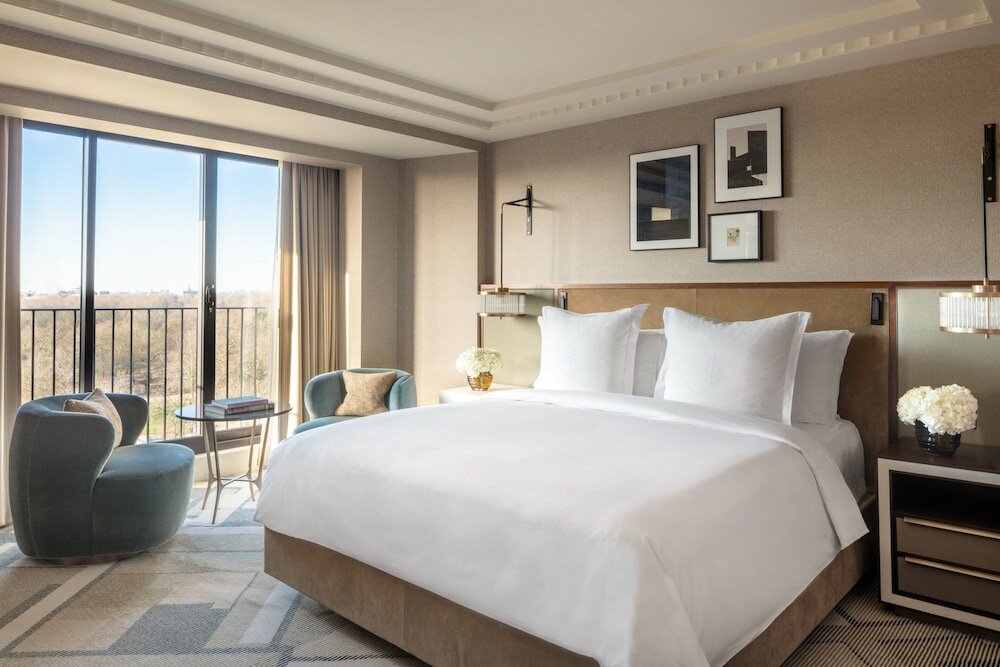 Premier Room