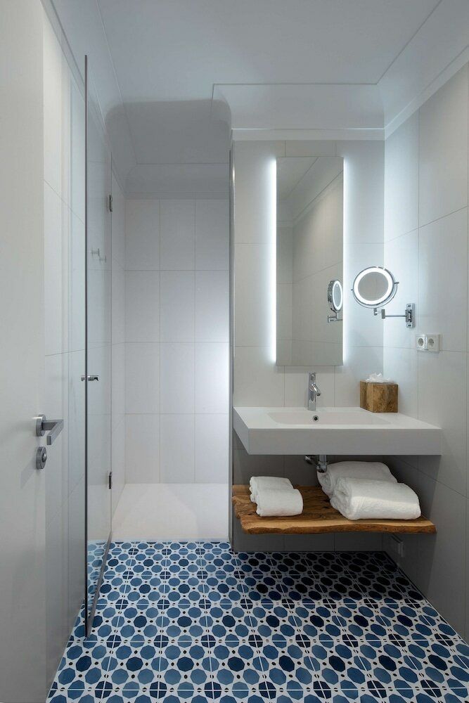 Atocha Signature House