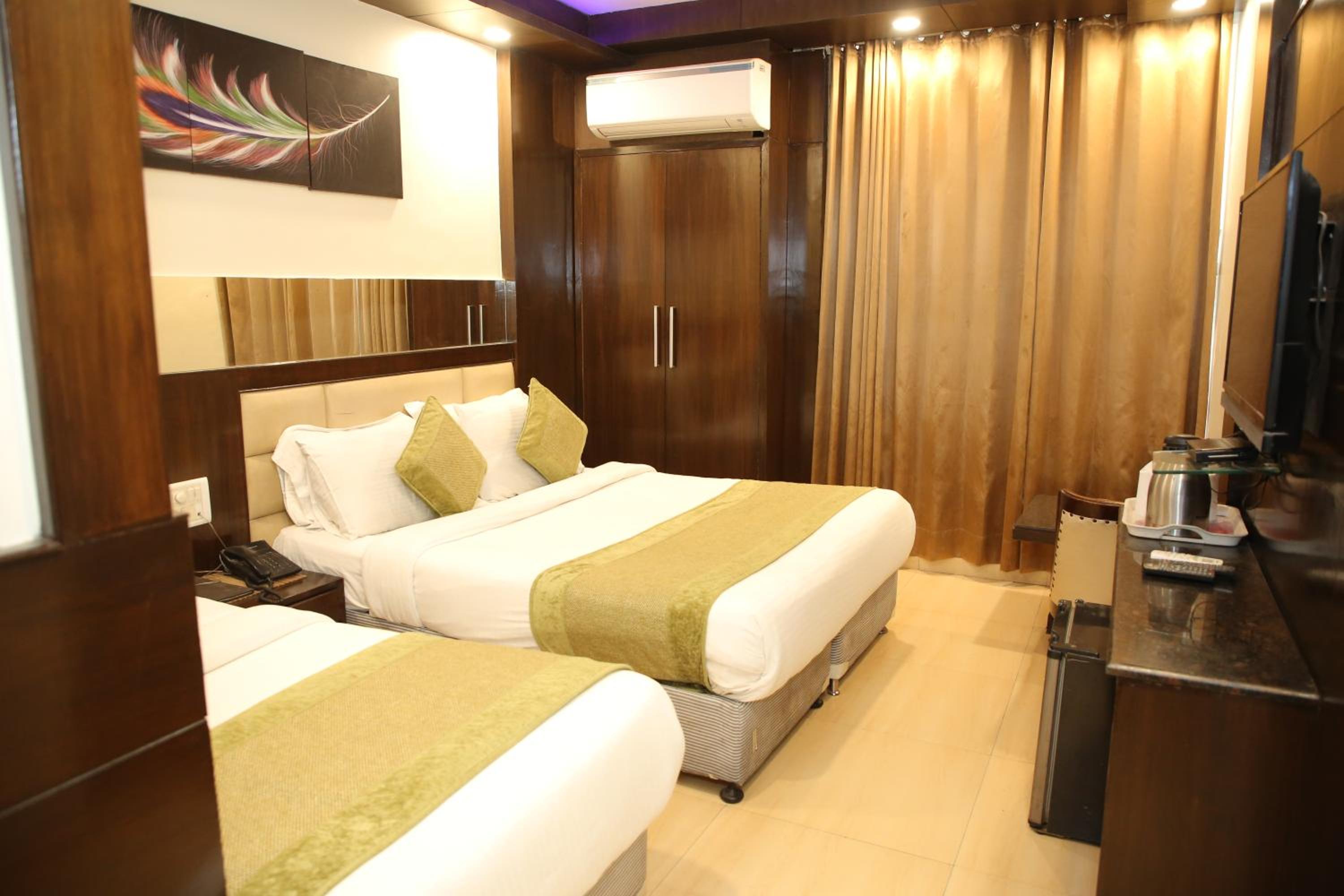 Deluxe Triple Room
