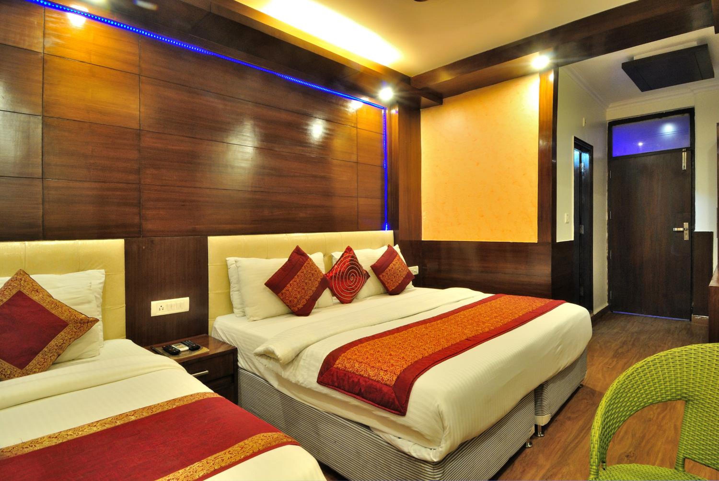 Deluxe Triple Room