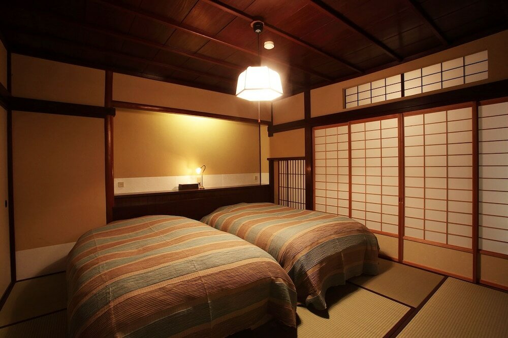 Room with Tatami Area and Private Toilet with Garden View [Yurino]