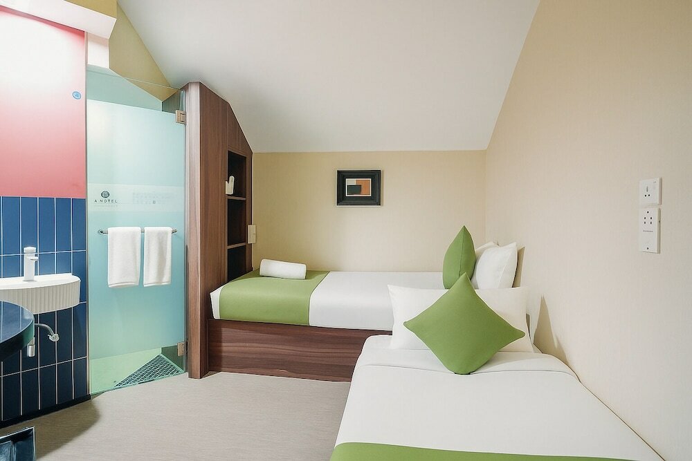 Superior Twin Room, No Windows