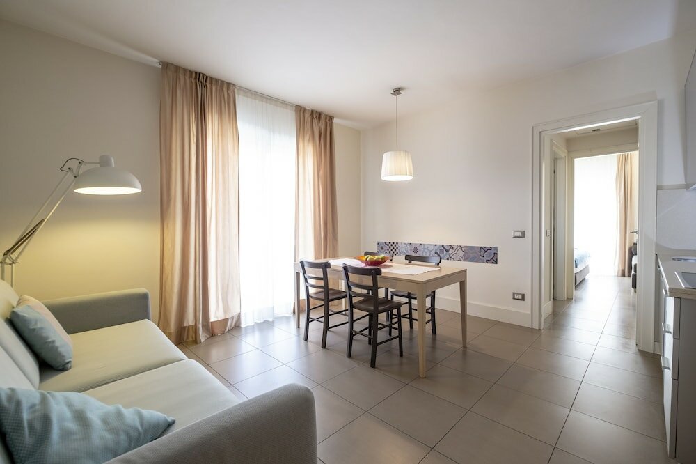 Suite (4 People)