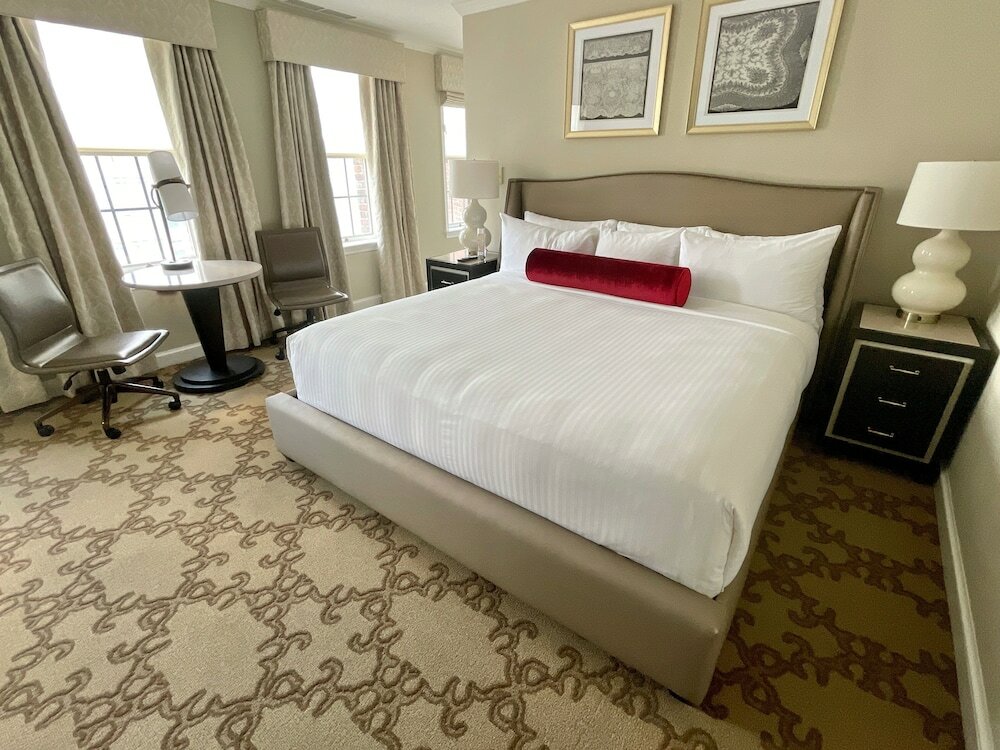 Superior Room, 1 King Bed