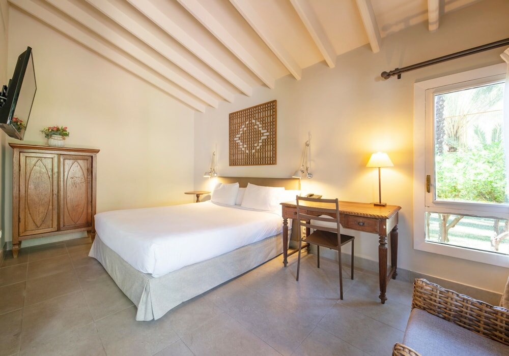 Superior Triple Room (3 Adults)