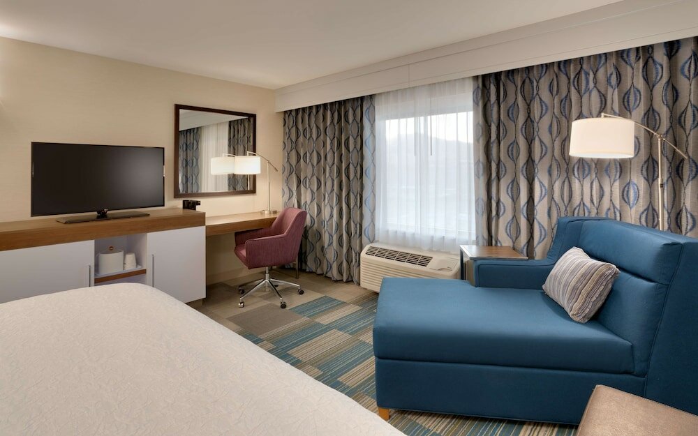 Room, 2 Queen Beds, Accessible, Non Smoking