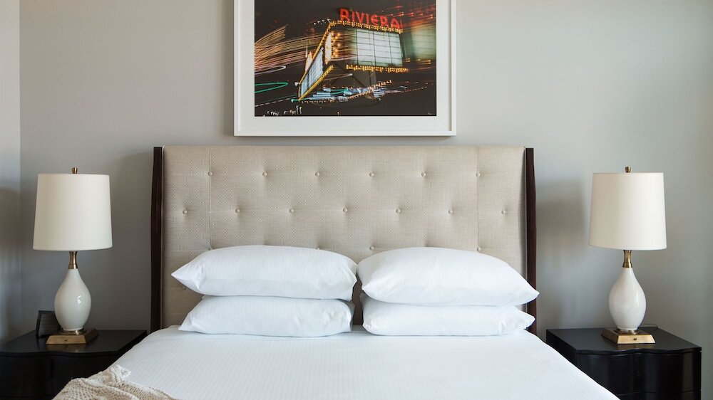 Deluxe Room, 1 King Bed, Balcony
